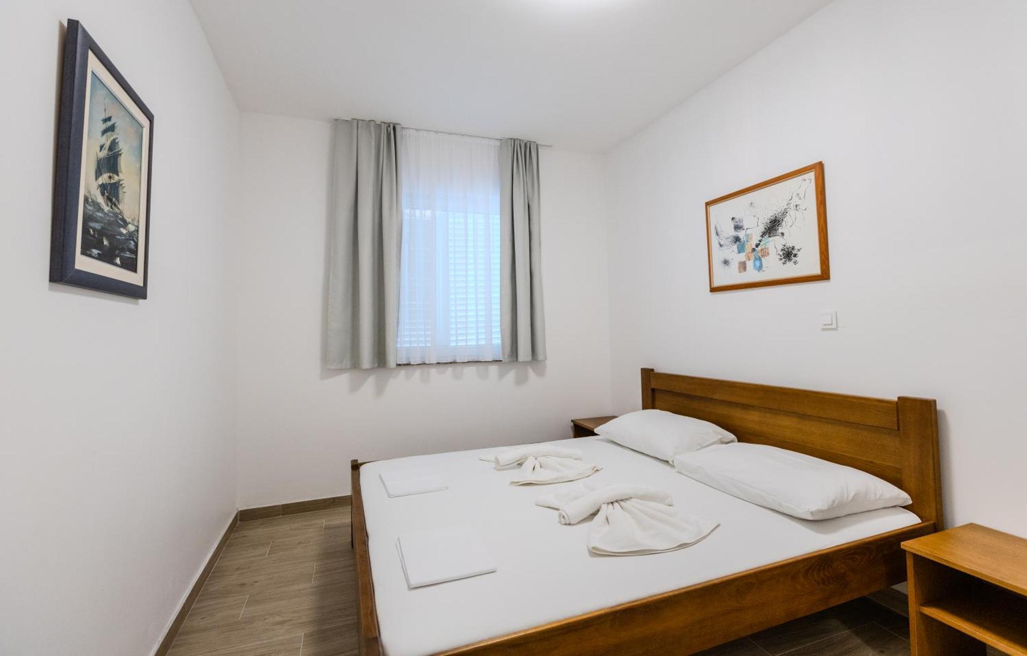 Apartments Lorena Privlaka  Exterior foto
